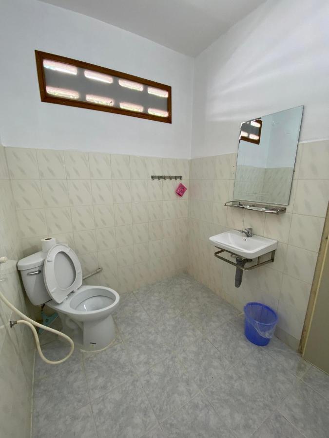Ecran Riverfront Guesthouse Kampot Dış mekan fotoğraf