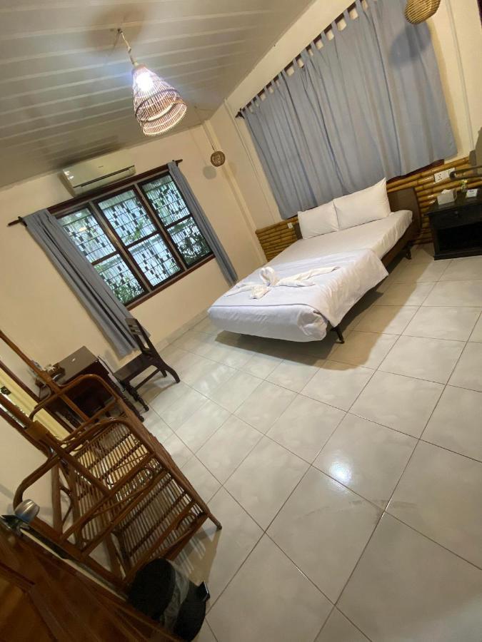 Ecran Riverfront Guesthouse Kampot Dış mekan fotoğraf