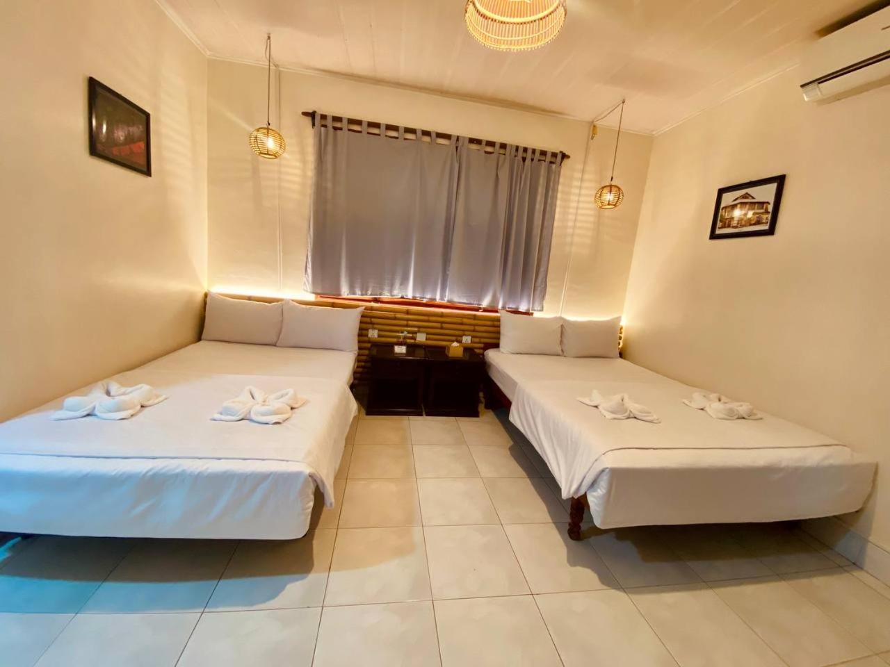 Ecran Riverfront Guesthouse Kampot Dış mekan fotoğraf