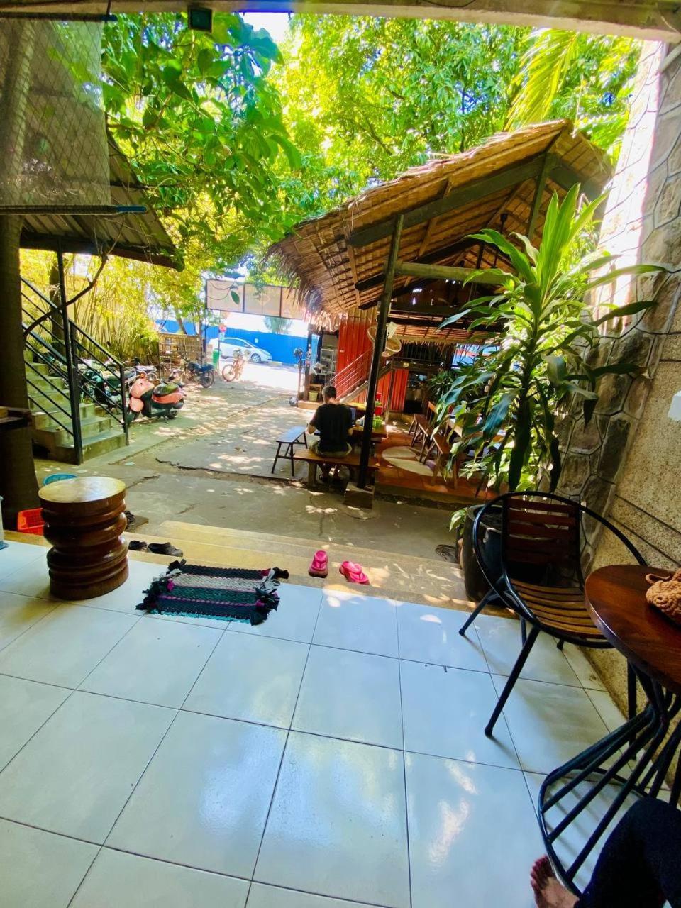 Ecran Riverfront Guesthouse Kampot Dış mekan fotoğraf